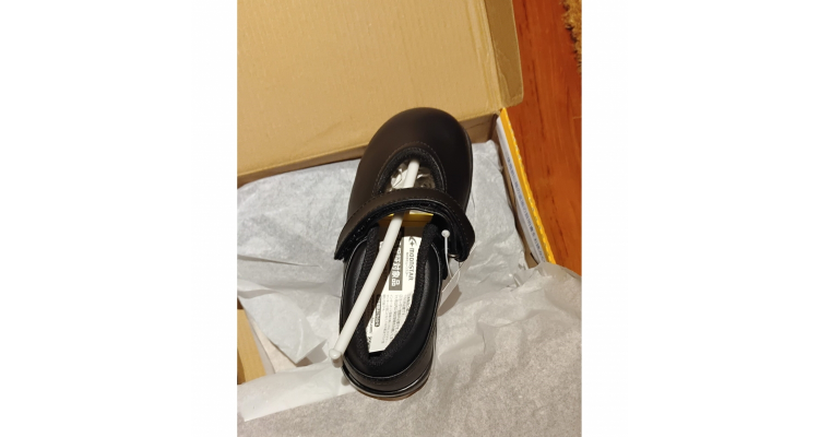 日本Amazon-Moonstar返學黑皮鞋